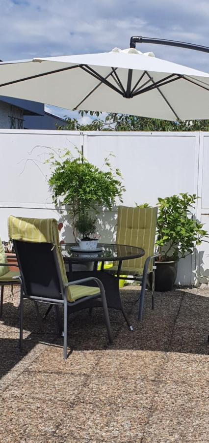 מיירסבורג Lakeview Penthouse מראה חיצוני תמונה
